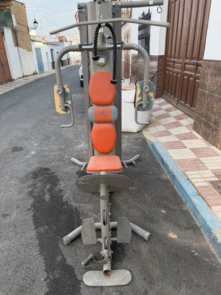 Máquina de gimnasio multifunción
