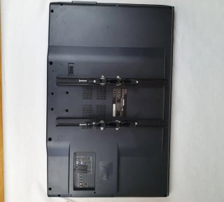 TV Toshiba REGZA 40LV733G + anclaje pared
