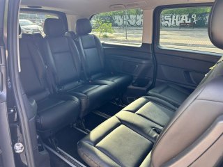 Mercedes-Benz Clase V 2021 220d 8plzs