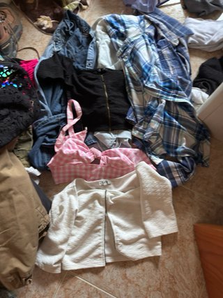 Lote Ropa Mujer Talla xs talla 34 más de 25 prenda