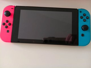 Nintendo Switch Azul y Rojo