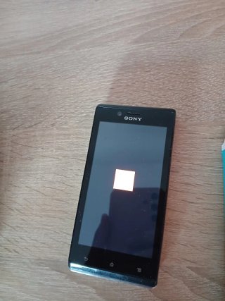 Sony Xperia J Negro