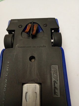 Scalextric Fly Slot Lola B98/10 12h Sebring 2000