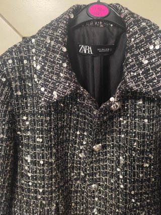 Chaqueta Zara lentejuelas negra y plateada Talla L