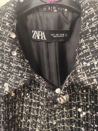 Chaqueta Zara lentejuelas negra y plateada Talla L