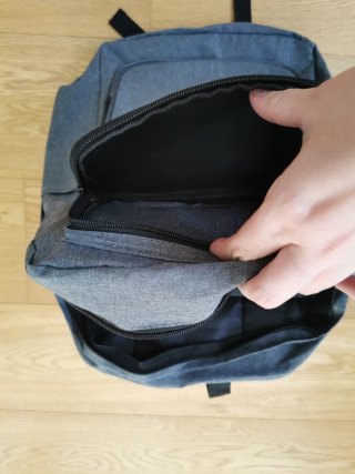 Mochila gris