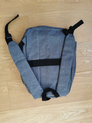 Mochila gris