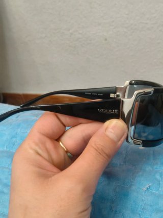Gafas de sol mujer Vogue negras y plateadas