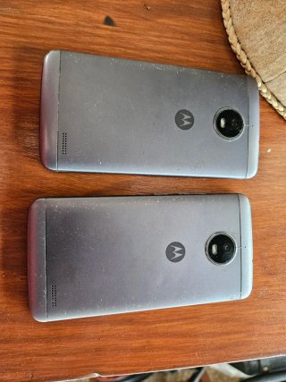 Motorola Moto E4 Negro