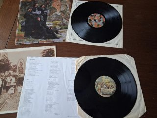 Lote 2 Vinilos Golpes Bajos