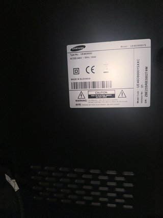 Televisor Samsung Negro y Plateado