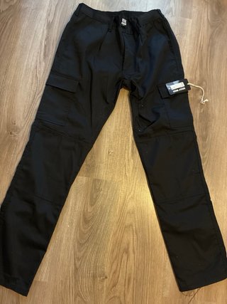 Pantalón de trabajo negro nuevo