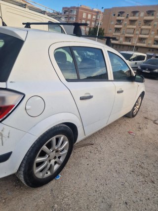 Opel Astra 2004