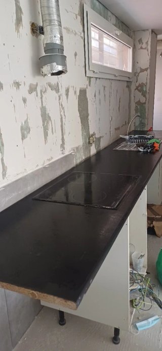 Encimera de cocina negra