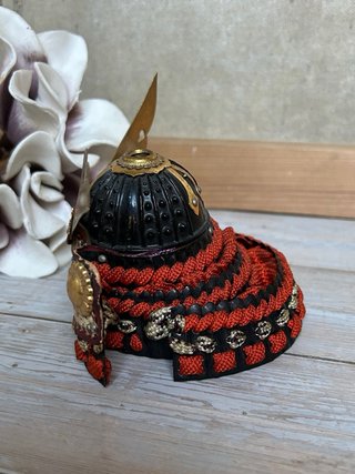 Bellissimo elmo da samurai giapponese Kabuto