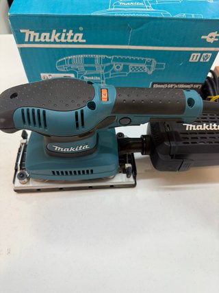 Lijadora Makita BO3711