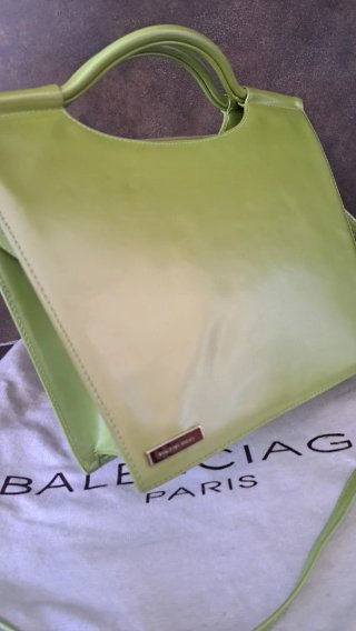 Borsa a spalla Balenciaga in pelle verde