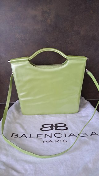 Borsa a spalla Balenciaga in pelle verde