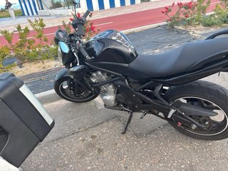 Kawasaki ER6-N Negra