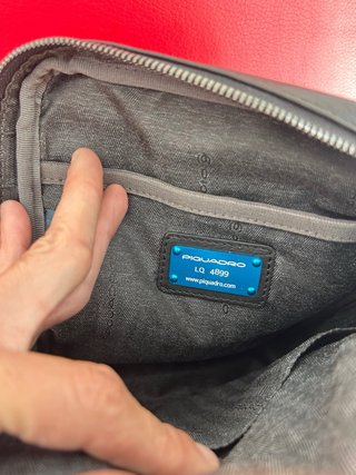 Piquadro Borsa tracolla pelle porta iPad nera