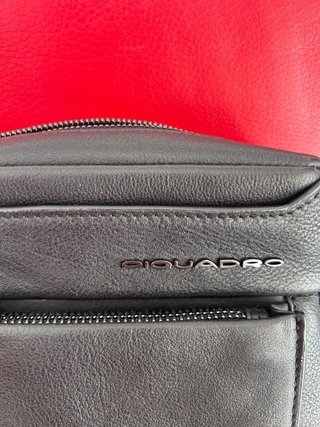 Piquadro Borsa tracolla pelle porta iPad nera