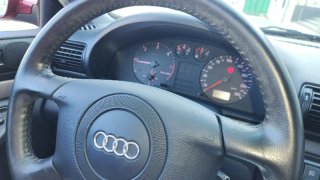 Audi A4 1.9 tdi 110 cv. UNA UNICA PROPIETARIA.