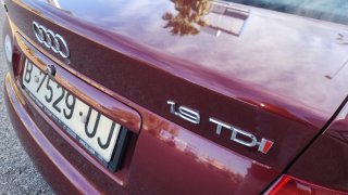 Audi A4 1.9 tdi 110 cv. UNA UNICA PROPIETARIA.