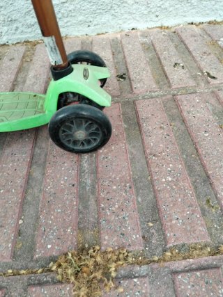 Patinete Globber 3 Ruedas Verde