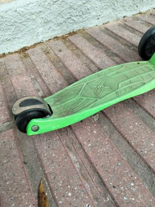 Patinete Globber 3 Ruedas Verde