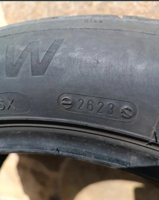 4 ruedas 215 50 zr17 95w