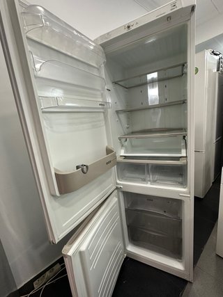 Nevera Edesa semi nueva