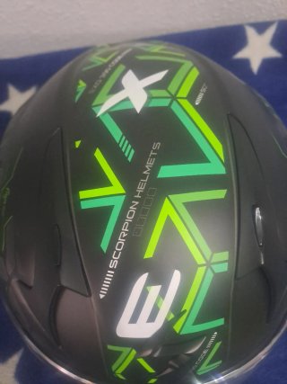 Casco Scorpion EXO 390 Code Negro/Verde