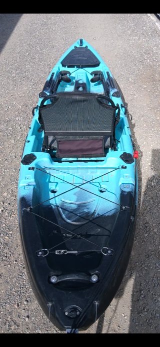 Kayak de pesca azul turquesa