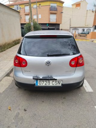 Volkswagen golf 5 2004