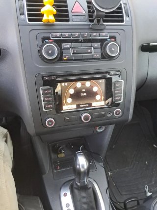 Volkswagen Touran 2011