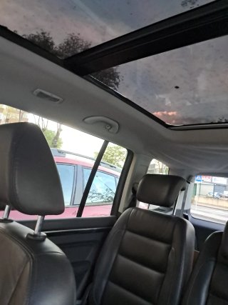 Volkswagen Touran 2011