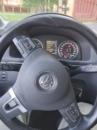Volkswagen Touran 2011