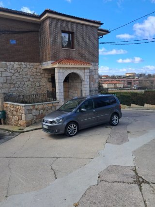 Volkswagen Touran 2011