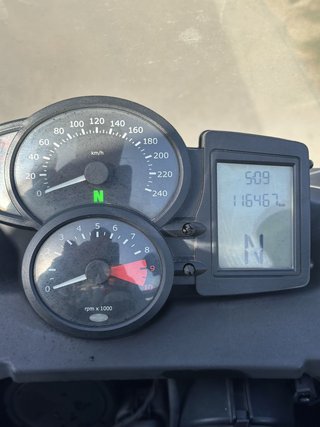 BMW F800ST