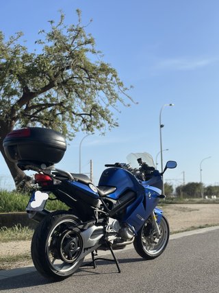 BMW F800ST