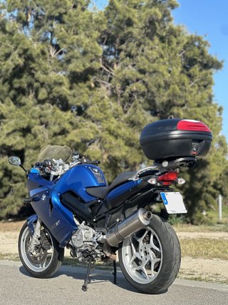 BMW F800ST