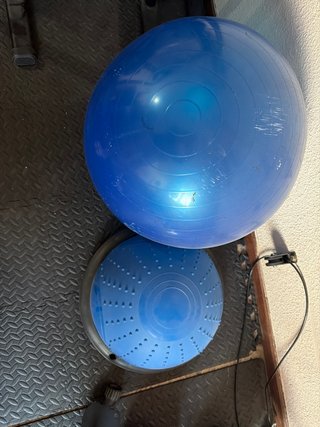 BOSU y Balón de Ejercicio Azul