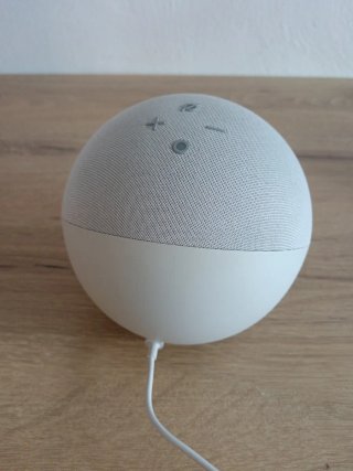 Amazon Echo Dot 5 Bianco con orologio