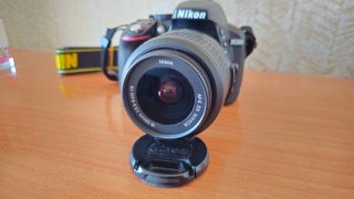 Cámara Nikon D5300 + Cargador