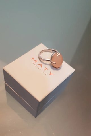 Anillo Oro Blanco y Cuarzo Rosa MATY