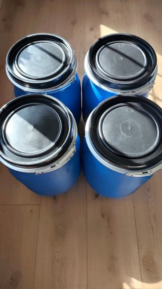 *LARGOS* 4 cubos herméticos (30 LITROS)
