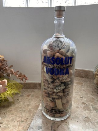 Jarrones de cristal con tapones de corcho