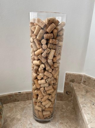 Jarrones de cristal con tapones de corcho