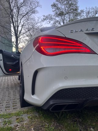 MERCEDES BENZ CLA 45 AMG 4MATIC