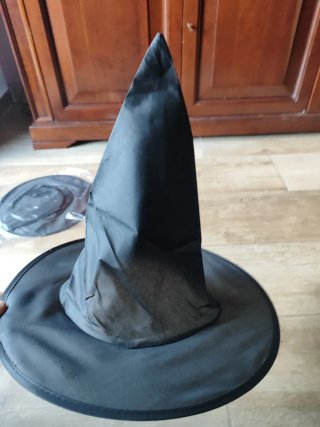 Sombrero de bruja negro nuevo a estrenar